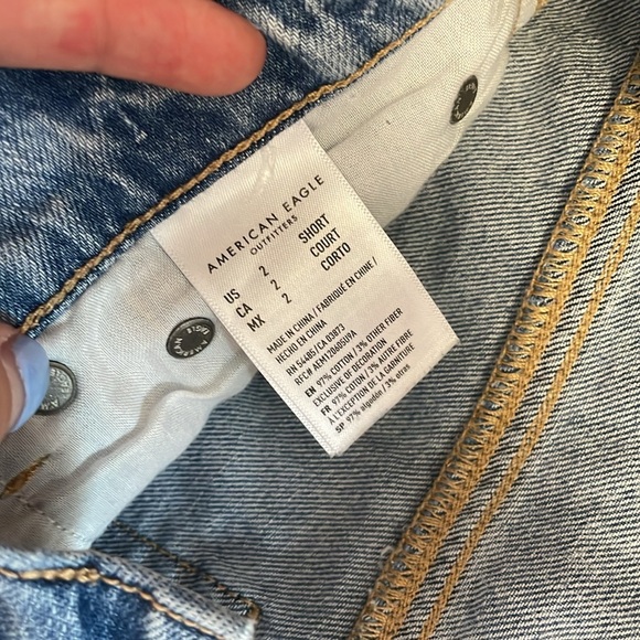 Skater Jeans from American Eagle Size 2 Short - Picture 4 of 4